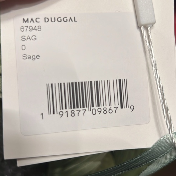 Mac Duggal 67948 NWT Green Pleated Cut Out Long Sleeve Lace Up Tiered Gown - Picture 11 of 11